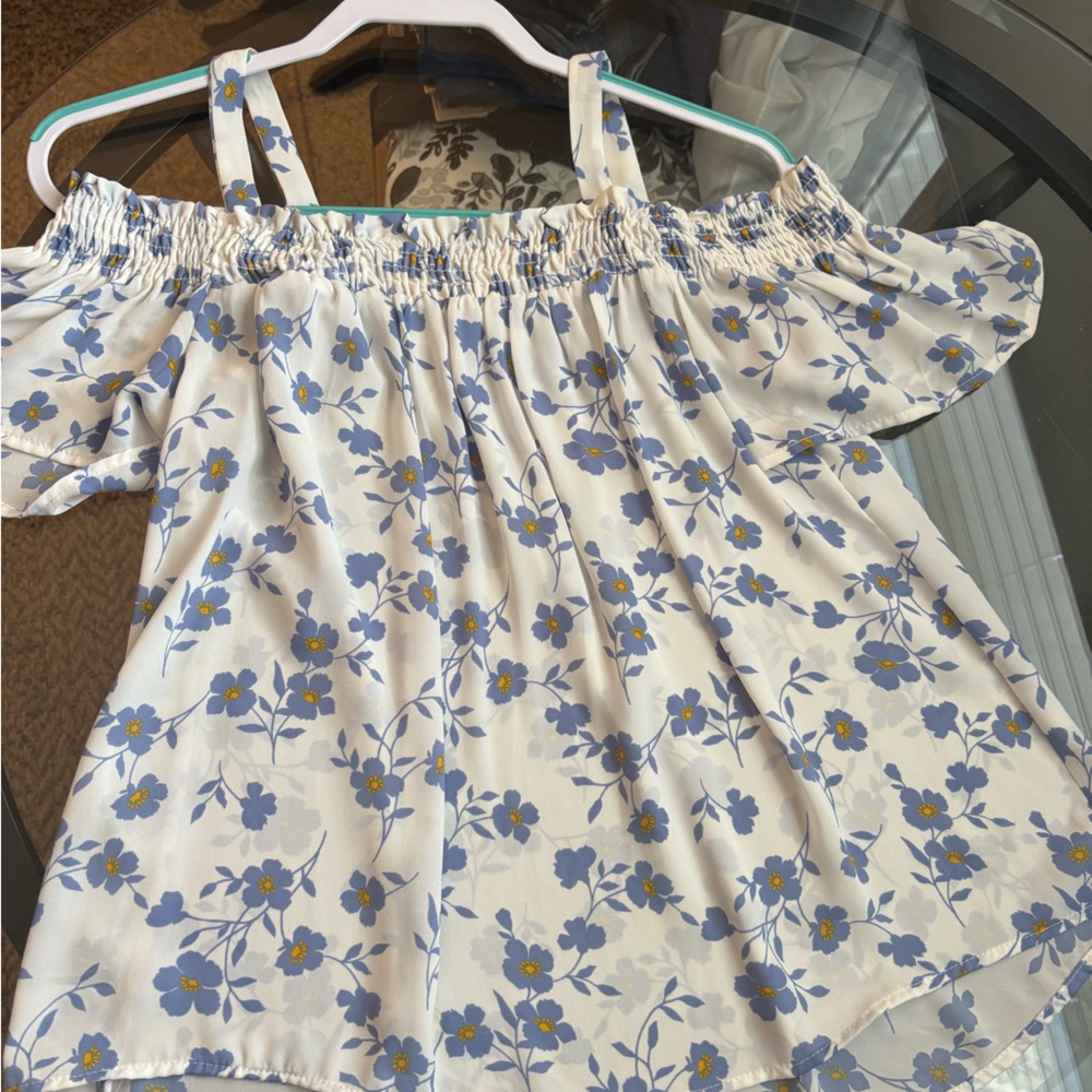 Sienna Sky Off-Shoulder Top with Blue and Yellow Floral Design size large